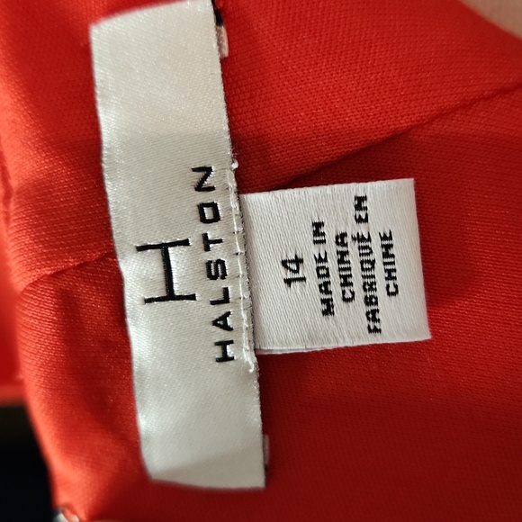 Halston,  Excellent condition,  Women's Dress,  red, ruffled sleeves - Picture 6 of 10